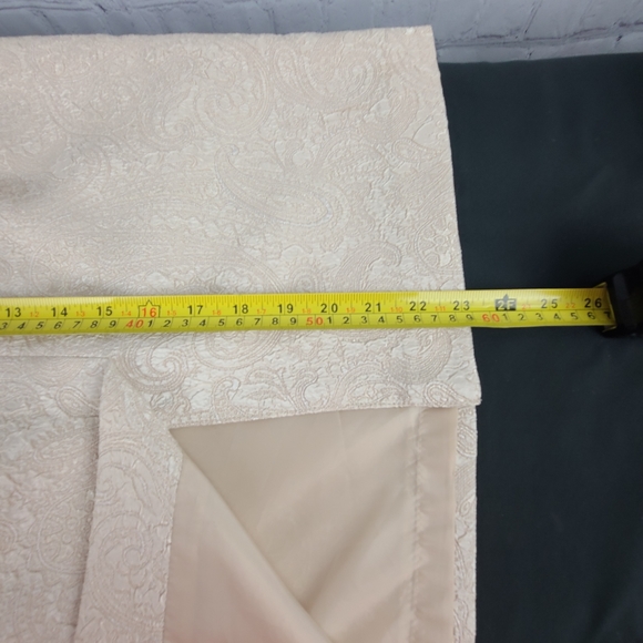 Amanda Smith suit. Champagne   4P - Picture 16 of 16